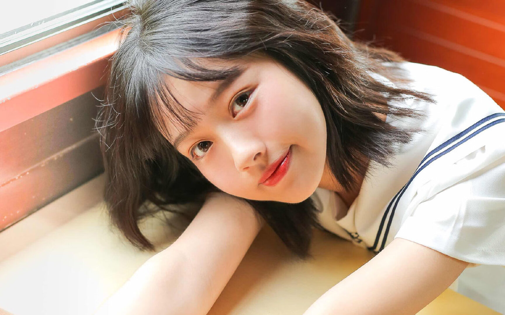 开云体育下载-“泥泞狂飙：雨后赛道的疯狂追逐”，泥泞后面跟什么词