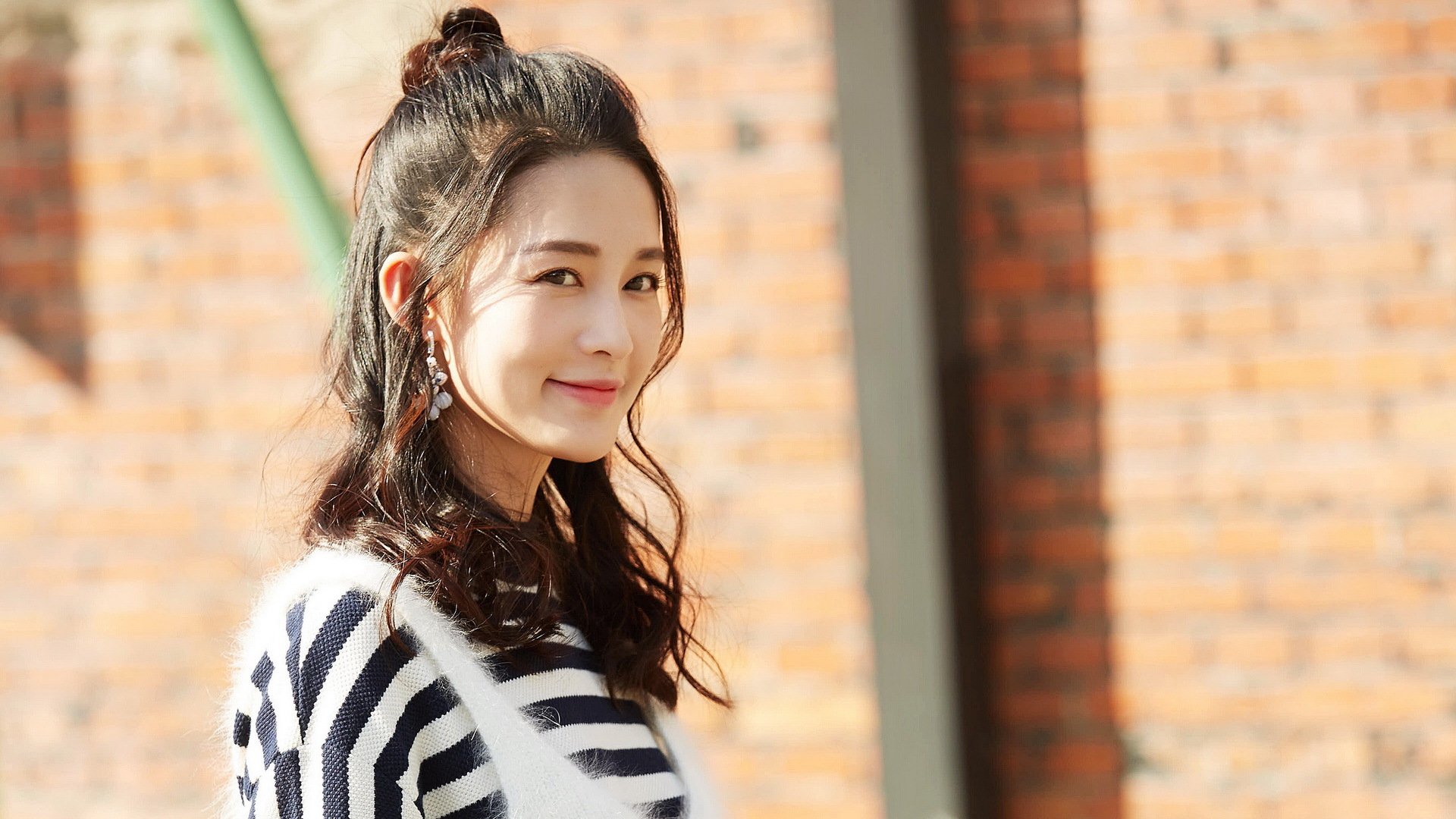 kaiyun app-【丁俊晖全传】从青涩少年到世界第一的成长历程,丁俊晖成长经历视频