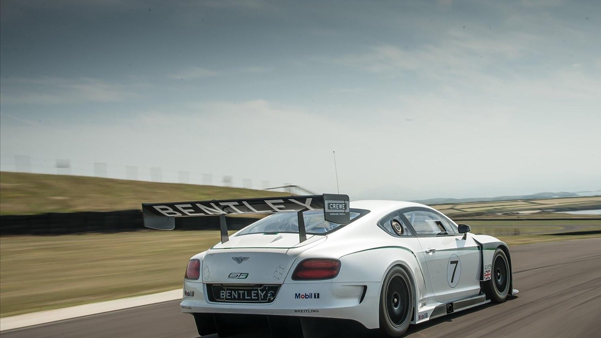 开云体育下载网页版-厄瓜多尔女足力拔头筹,实力备受认可,厄瓜多尔的足球